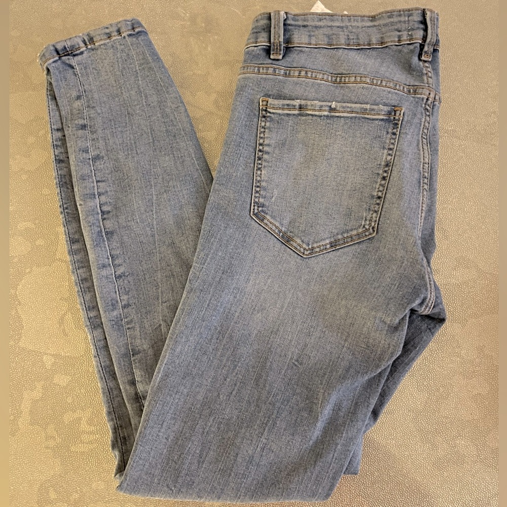 Low Rise Zara Jeans Women Size 6, BUNDLE & SAVE